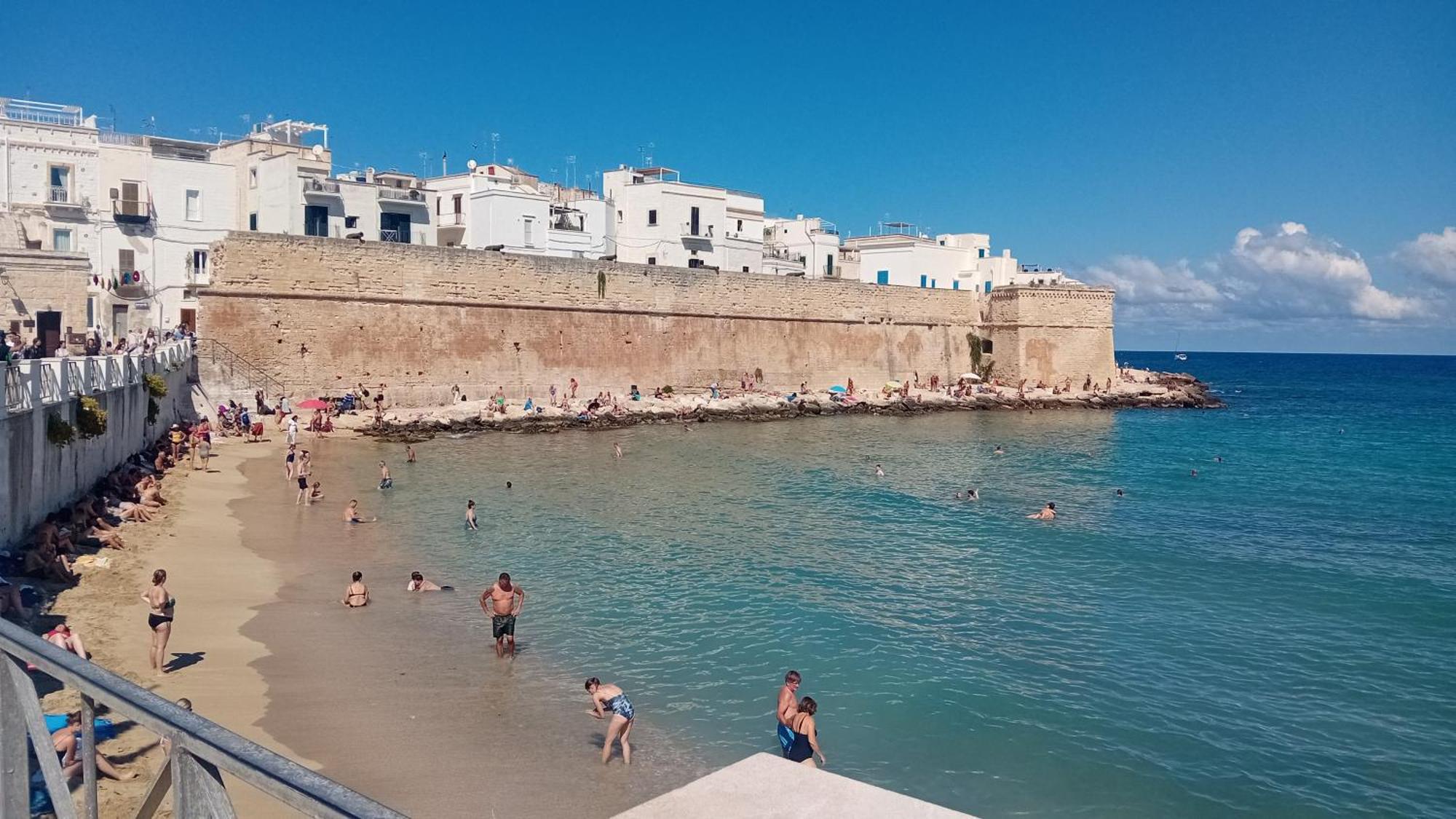 Che Bella Vita! Monopoli Buitenkant foto